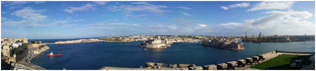 view-from-the-Upper-Barrakka-Garden-in-Valletta